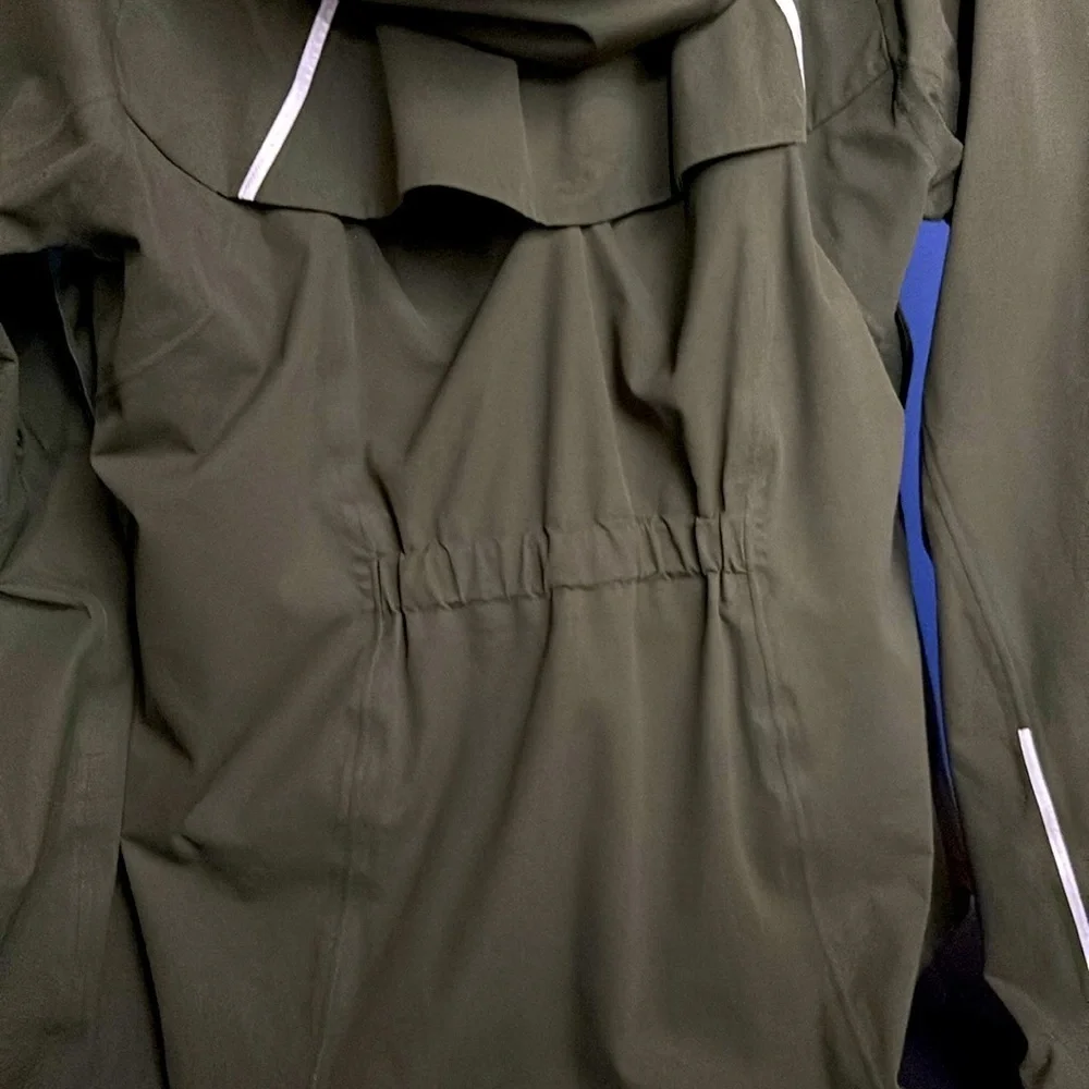 Athleta Waterproof Rain Runner Jacket Forest Green Size Large RN 54023 - Picture 7 of 12